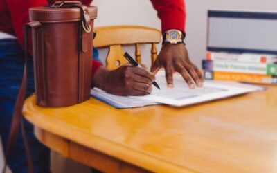 Bien choisir sa compagnie d’assurances ou sa mutuelle avec un courtier